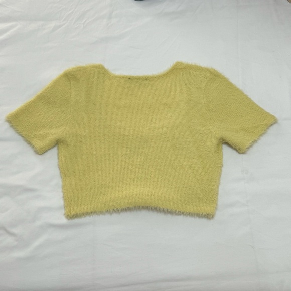ZARA Yellow Sweater Short Sleeve Crop top - Picture 2 of 3